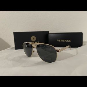 Versace
Men's Sunglasses, VE2209 Brand New